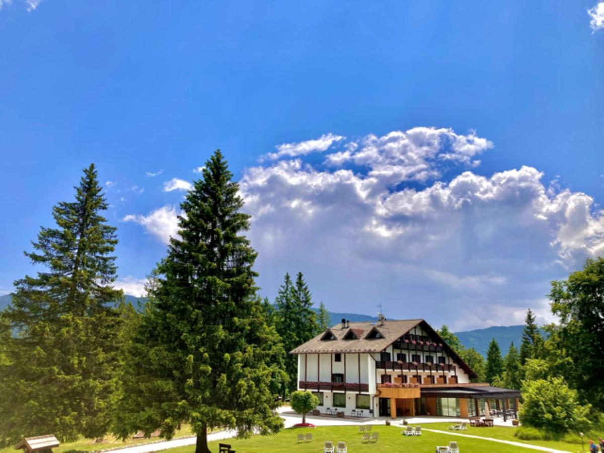 Hotel Piccola Baita Molveno Exterior photo